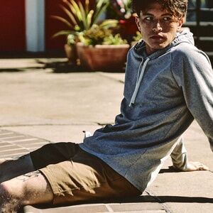 Taylor Stitch - The Heavy Bag Hoodie in Heather Grey